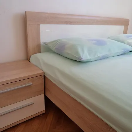 Ena Apartman Biograd na Moru